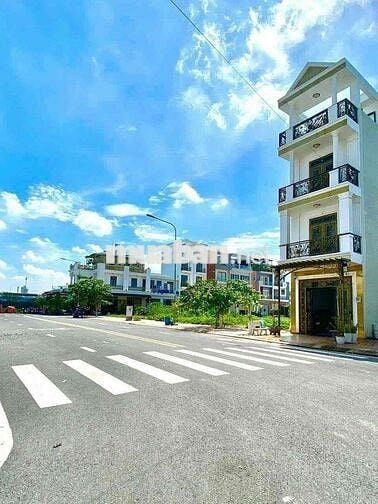 Bán đất đẹp 52M² – Mặt tiền đường Phạm Hùng Nối dài - 2 tỷ 8 - SHR