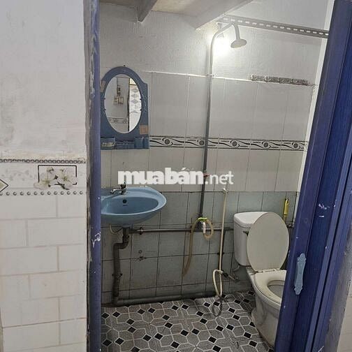 Cho thuê phòng trọ quận Tân Bình, tolet riêng
