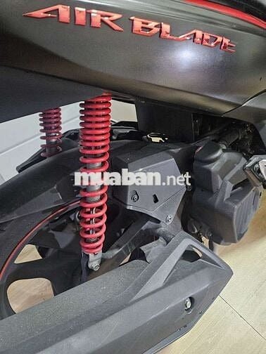 Xe Honda Air Blade 2015 Đen - Đỏ mới 95%