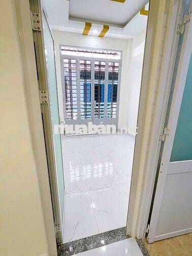 Q4, hẻm Đoàn Văn Bơ, 3 tầng, 38,4m2, KQH, 4.25 tỷ