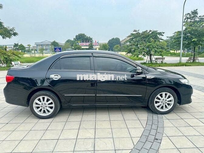 Altis 2009 2.0 xe cực chất