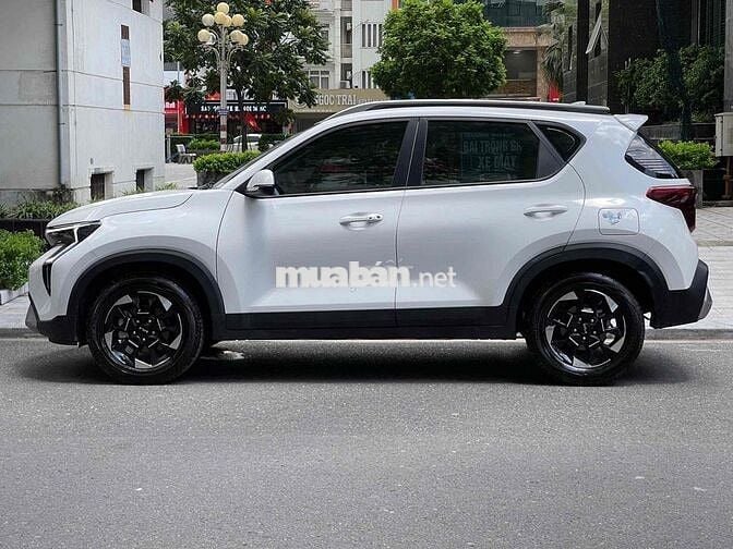 Kia Sonet 2024 - 6800 km