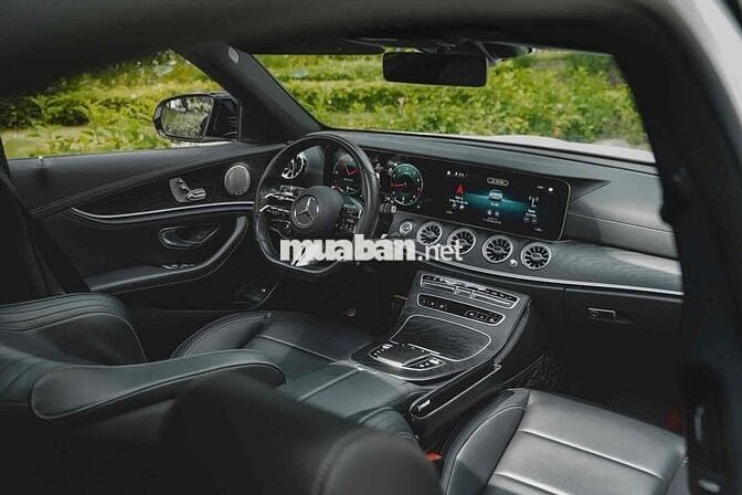 Mercedes E300 AMG V1 2022 Siu Đẹp