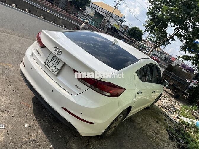 Hyundai Elantra 2019 1.6AT - 124500 km