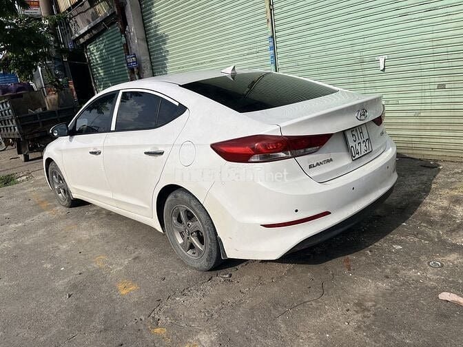 Hyundai Elantra 2019 1.6AT - 124500 km