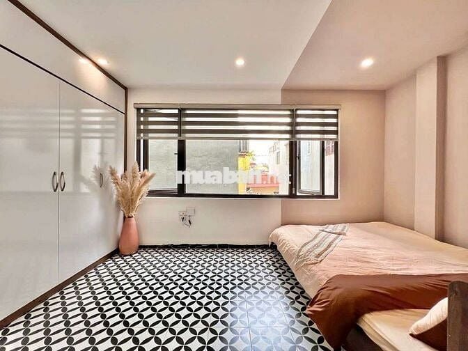 Siêu Hot CCMN 30m2 Full nội thất. Thang máy, Rộng thoáng tại Hào Nam