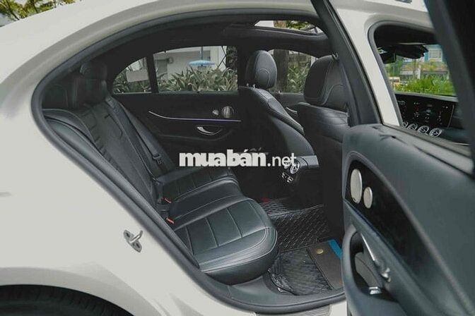 Mercedes E300 AMG V1 2022 Siu Đẹp