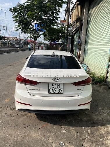 Hyundai Elantra 2019 1.6AT - 124500 km