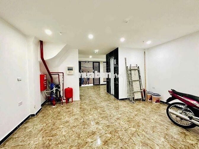 Siêu Hot CCMN 30m2 Full nội thất. Thang máy, Rộng thoáng tại Hào Nam