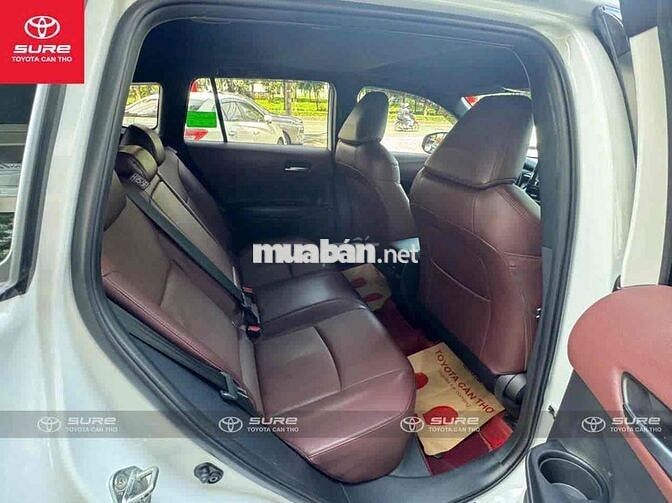 Toyota Corolla Cross 2022 1.8V - bảo hành Toyota