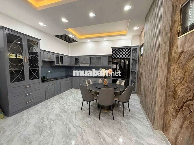 CÒN 1 CĂ,N R,Ẻ NH,ẤT KHU VỰC PHÚ THUẬN QUẬN 7.