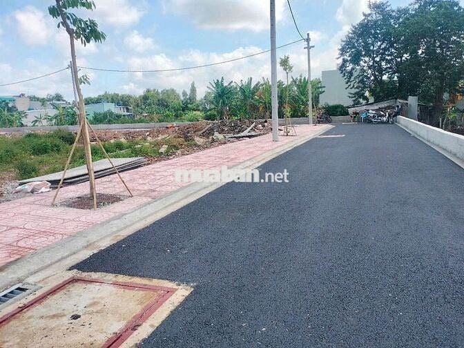 Bán lô đất đẹp 110m2 ngay Thạnh Xuân 25 -mặt tiền trước 12m, XD tự do