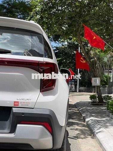 Kia Sonet 2024 - 6800 km