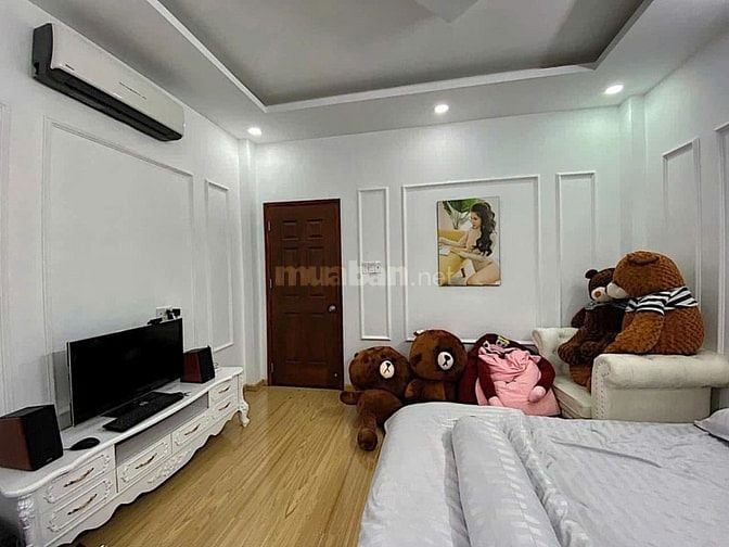 Chủ hạ giá bán gấp căn nhà 3/2 - Quận 10 - Giá hạ còn 5 tỷ 890