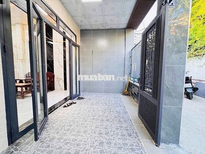 Nhà chính chủ cần bán gấp hỗ trợ ngân hàng 80% Gần bến xe