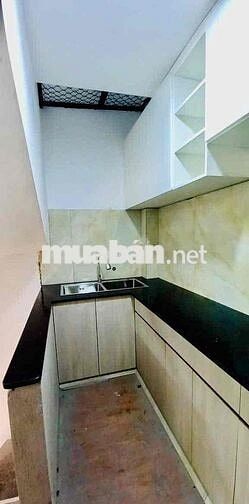 nhà nc hxh trệt L 2 lầu sân thượng xvnt p21.BT
