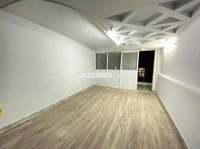 NHÀ CHO THUÊ GẤP NGUYÊN CĂN MẶT TIỀN KINH DOANH HOA SỨ P7 Q PHÚ NHUẬN