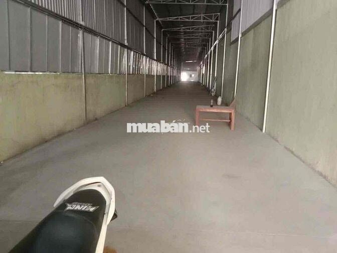 Xưởng 500m/18tr Thuận An Đường cont