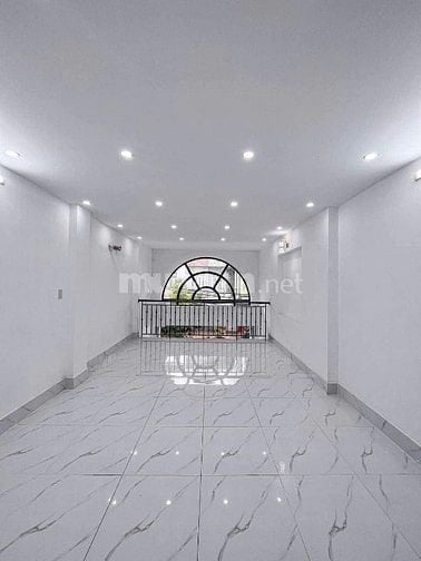 Duy nhất khu Bàu Cát. Nhà 5 tầng (4,6x19m). 88m2. Đường nhựa 10m