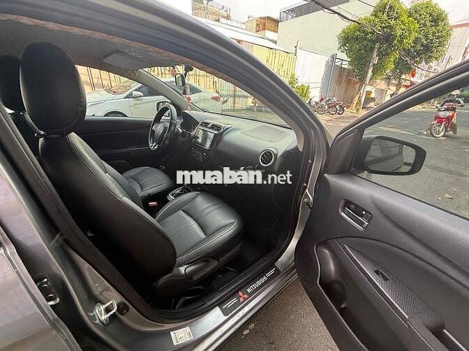 Mitsubishi Attrage 2021 Premium 1.2 CVT - 76000 km
