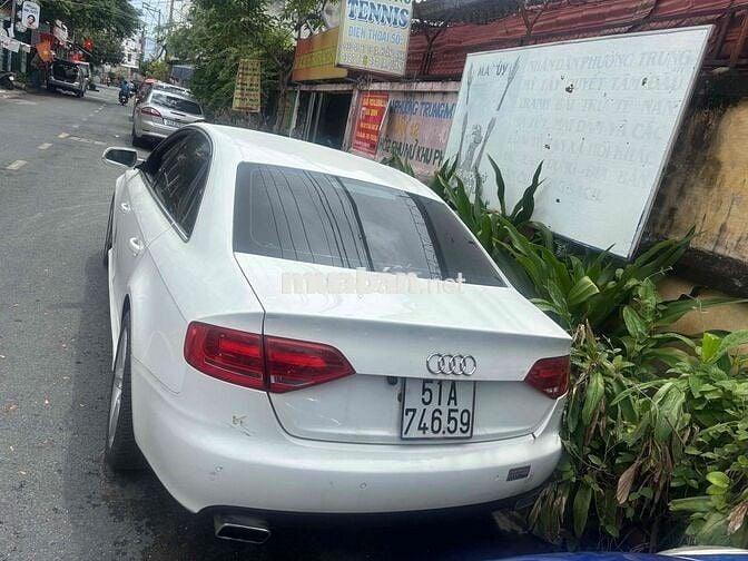 Audi A4 2016 2.0 TFSI - 999999 km