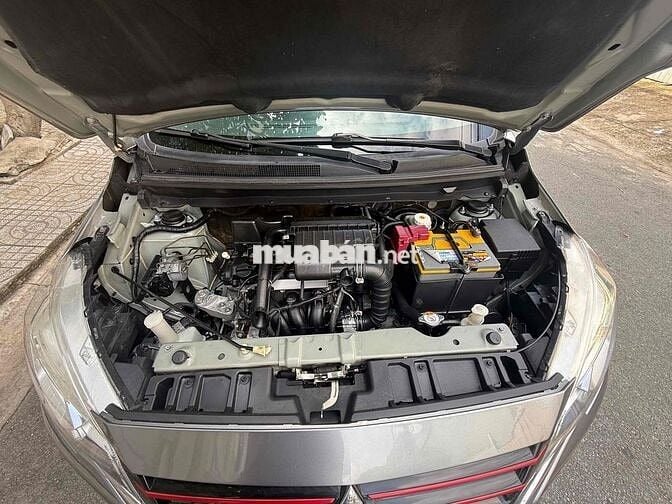 Mitsubishi Attrage 2021 Premium 1.2 CVT - 76000 km