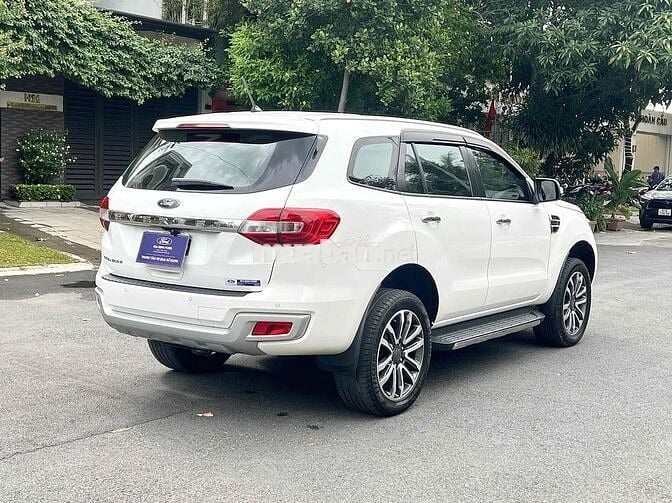 Everest Titanium 2020 2.0 AT - Hỗ Trợ Trả Góp