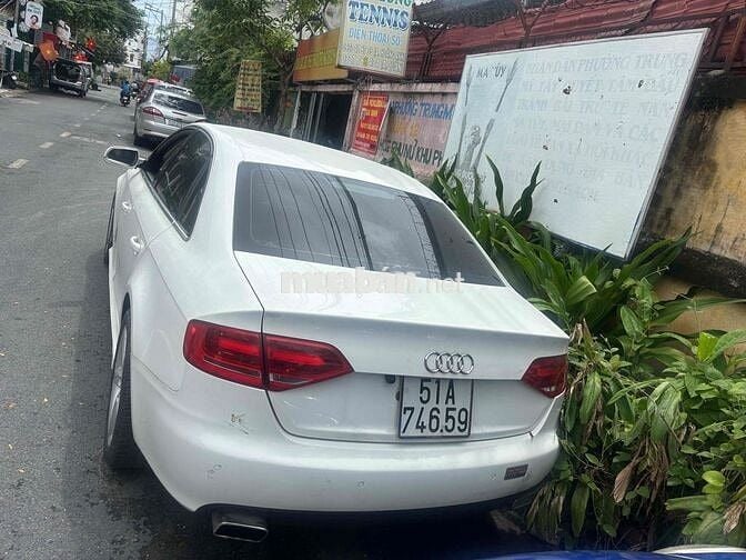 Audi A4 2016 2.0 TFSI - 999999 km