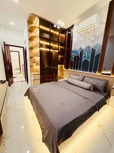 LÔ GÓC – OTÔ ĐẬU TRƯỚC NHÀ_49M_QUANG TRUNG_Gò Vấp