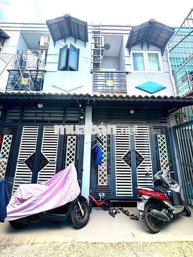 🔥🔥🔥NHÀ ĐẸP,, 1 LẦU - XE HƠI, VÀO TỚI NHÀ - KẾ QUẬN 7 🔥🔥🔥
