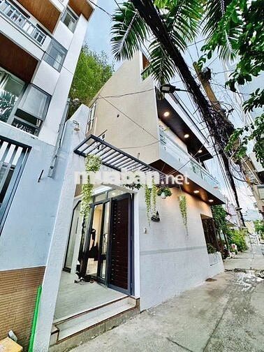 Bán căn nhà đẹp 3PN + nhà mới tinh
