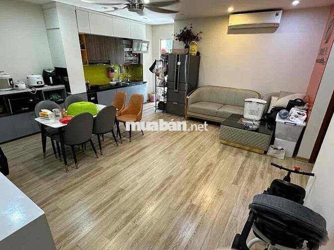 Bán nhanh chung cư 2 ngủ - 2vs full nội thất. Chỉ cần mang vali đến là