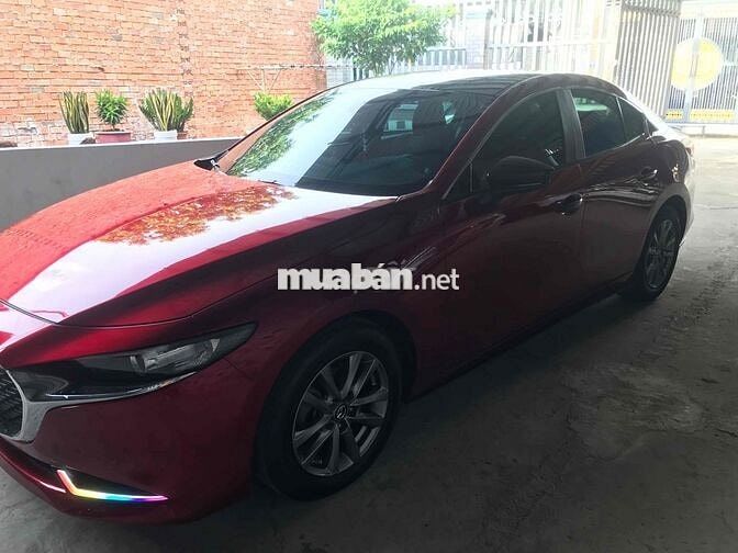 Mazda 3 2022 1.5L Luxury - 80000 km