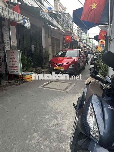 CHO THUÊ NGUYÊN CĂN HẺM XE HƠI 4 PN LÊ VĂN LƯƠNG QUẬN 7