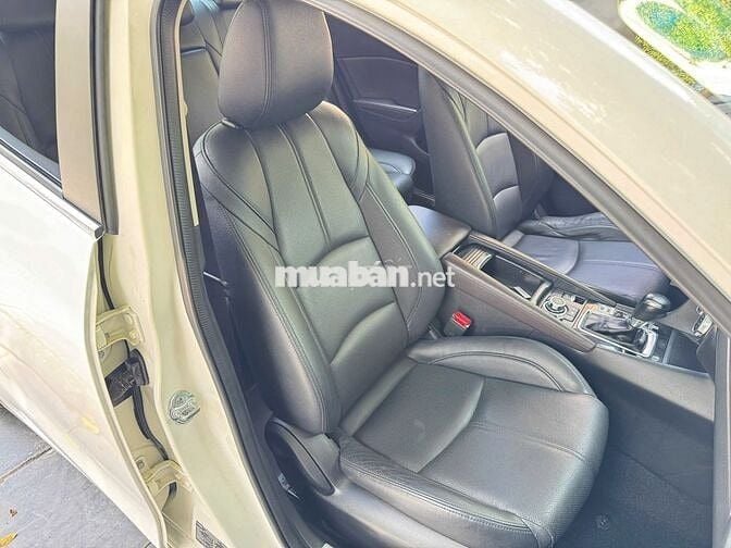 Mazda 3 2019 1.5 facelip tên tư nhân