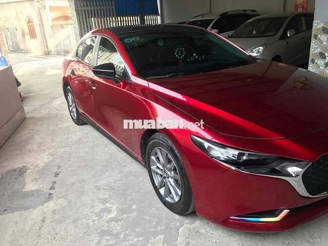 Mazda 3 2022 1.5L Luxury - 80000 km