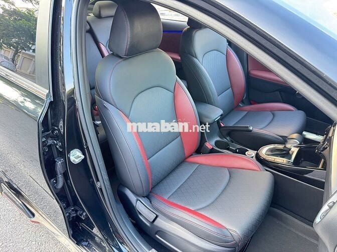 Kia cerato k3 2022 2.0 premium