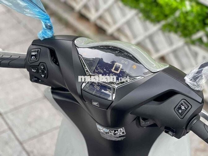 SH160 ABS 2024 mới 99% - Trả trước 65tr nhận xe ✅