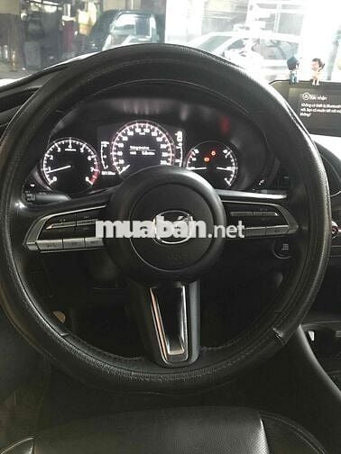 Mazda 3 2022 1.5L Luxury - 80000 km