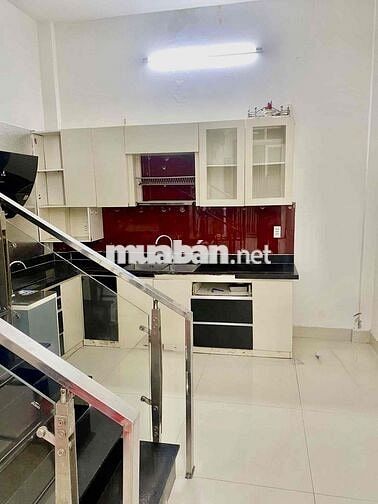 🏡Cho thuê nhà hẻm đường Hưng Phú  q8   Gần cầu chữ  Y nhà có 2 lối ra