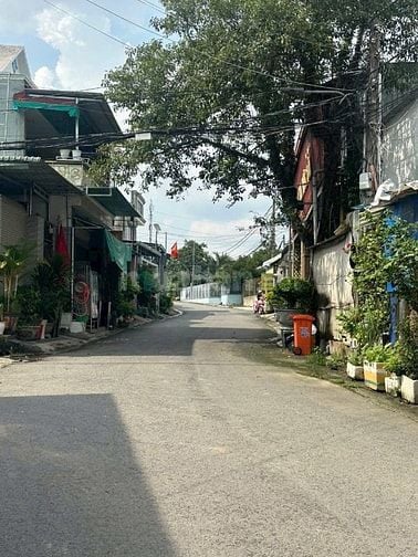 ĐẤT PHÚ HÒA Diện tích: 5 x 30m (150m²) – Thổ cư 60m²