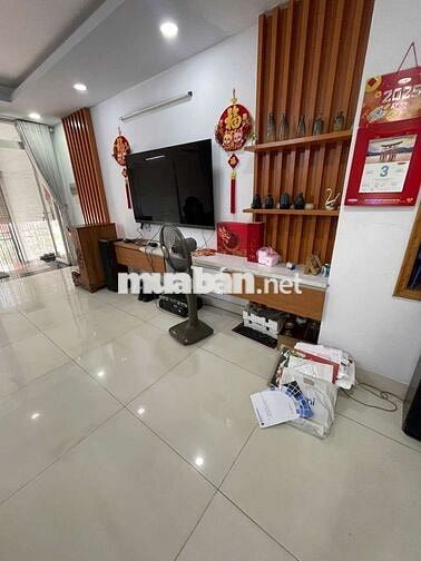 Nhà 5×20 có hầm+thang máy kế st Aeon Mall
