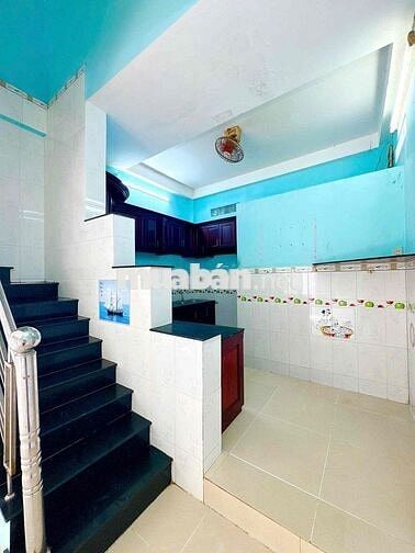 chính chủ bán nhà 3 lau y hinh 4x8