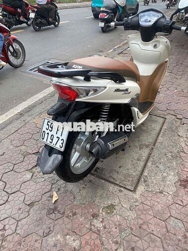 Xe Shark trắng mới tinh