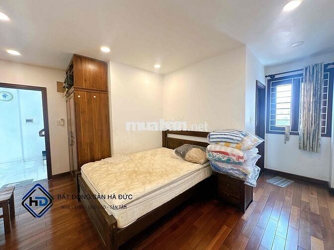 Biệt thự 8x16 full nội thất cao cấp đối diện UBND Quận 12