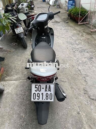 xe mới mua dư nên bán