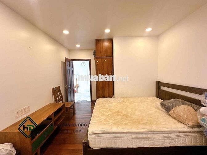 Biệt thự 8x16 full nội thất cao cấp đối diện UBND Quận 12