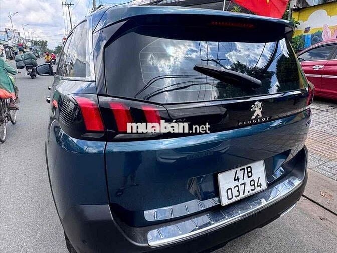 Peugeot 5008 2018 1.6L Turbo - 80000 km