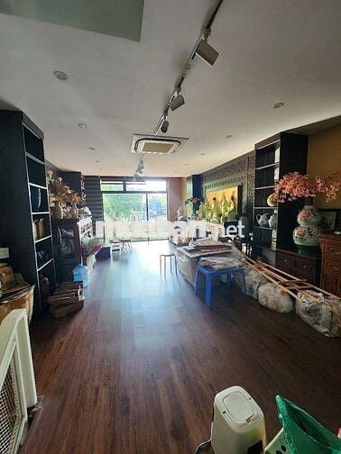 Cho thuê mặt bằng phố Trần Phú