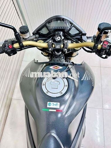 CB1000R 2012 bản nhập Ý - Zin keng 100%